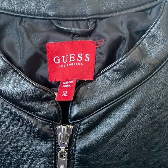 black leather jacket - Picture 2 of 5